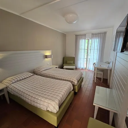 Mare Hotel 3*